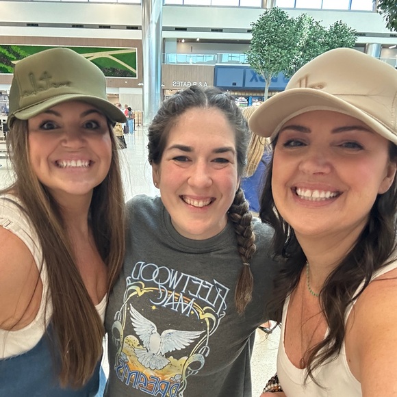 "POSH" Mesh Back Trucker Ball Cap Hat, Reseller Collection - Picture 4 of 4